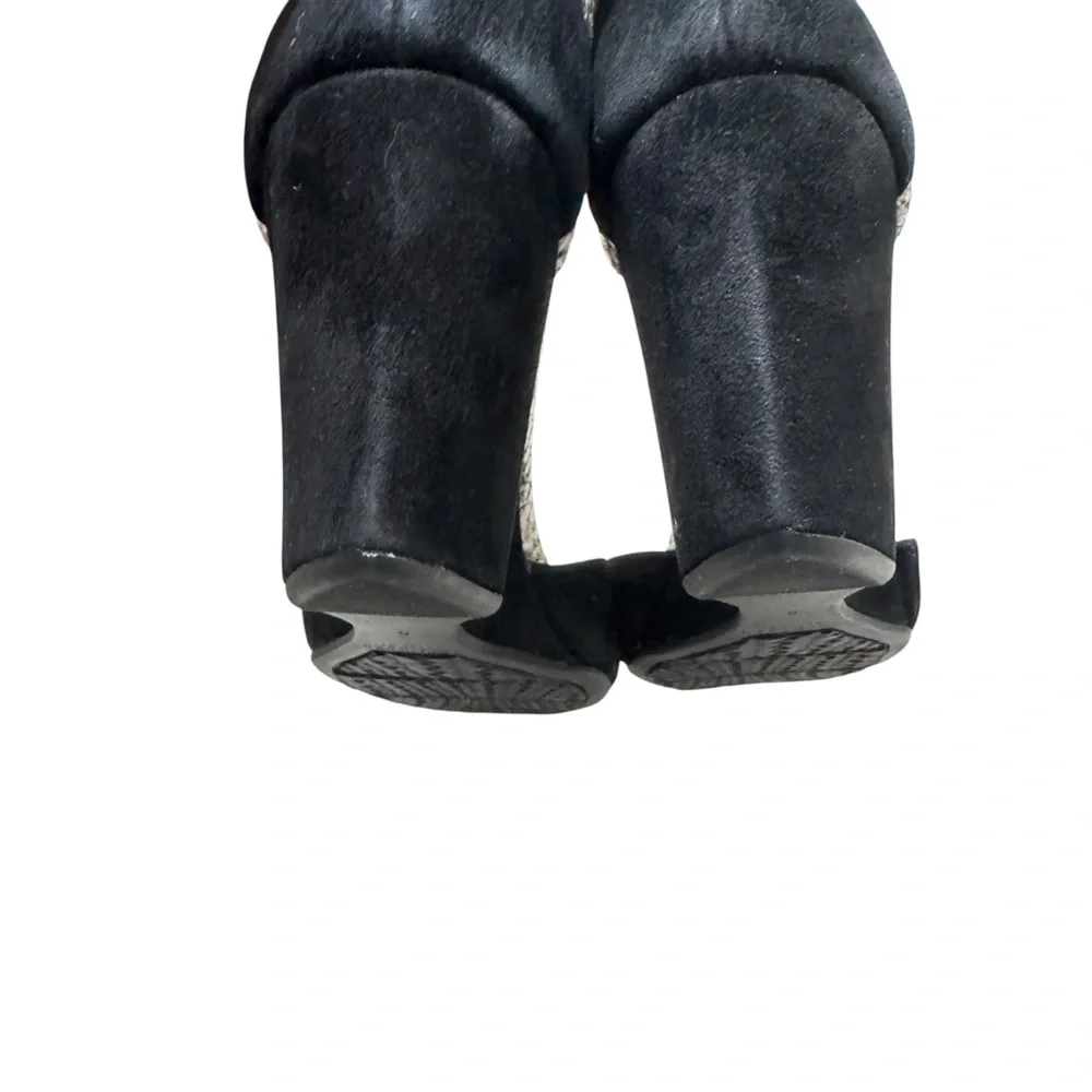 COLE HAAN Lara Ankle Strap‎ Black Suede Pumps Shoes Size 8